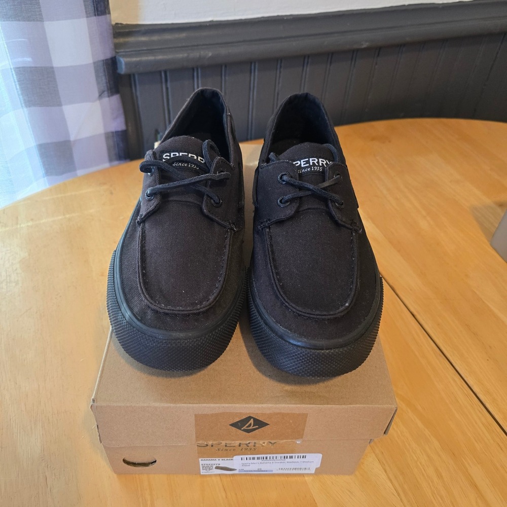 NWT Sperry Bahama II Blackout Boat Sneakers Men's Size 7